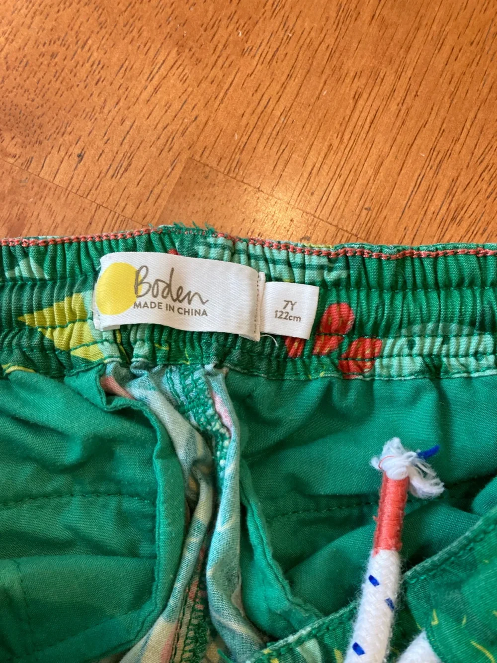 Mini Boden Elastic Waist Jersey Green Cactus Cargo Shorts - 7Y - IMO run slender